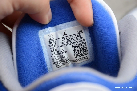 AIR BLUE 3 CT8532-145 JORDAN RETRO WHITE CT8532-145 0301